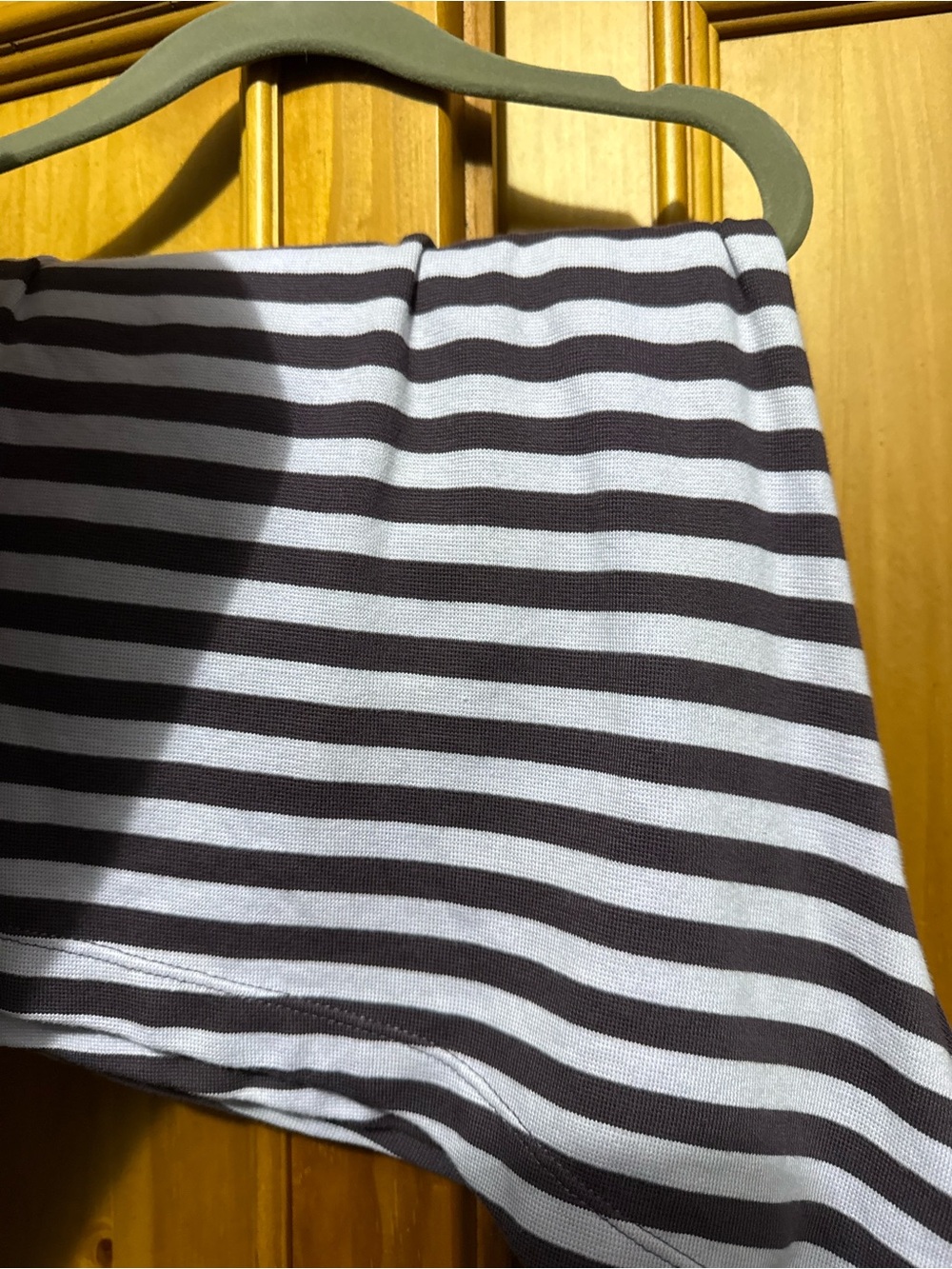 Daily Drills Striped set! Long sleeve plum and shorts - Picture 4 of 7